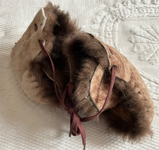 Baby Moccasins Fur Handmade Size 4/5 Baby About 4.5 Length Vintage EUC picture