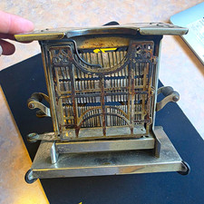 Universal E947 Vintage 2-Slice Manual Metal Toaster Silver Art Deco 1900-1919 picture