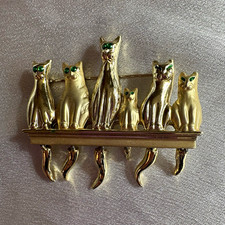 Vintage AJC 6 Cats on a Shelf Brooch Dangle Tails Green Rhinestone Eyes Pin picture