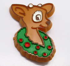 Hallmark Reindeer Christmas Vintage Pin Plastic Lapel Badge Holiday Wreath picture