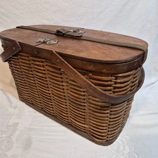 Antique Burlington Hawkeye Metal Fridge Ice Cooler Picnic Wicker Basket 21.5