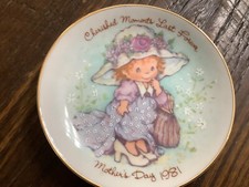 Avon MOTHERS DAY PLATE 1981 Cherished Moments Last Forever picture
