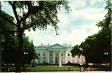 The White House Washington DC Plastichrome Postcard 1950s-70s Landmark View picture