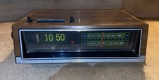 Vintage GE Flip Clock Radio 7-4365A Wood Grain General Electric AM FM Alarm Work picture