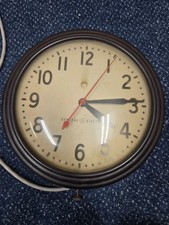 Vintage GE General Electric Industrial Wall Clock Bakelite Glass 1HA1612 - Video picture
