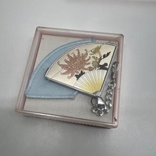 Vintage Elegance Fan Shaped Compact Mirror Charm Keychain Flowers Floral NOS picture