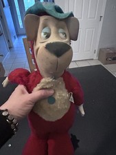 Vintage Knickerbocker Huckleberry Hound Plush Toy – Hanna-Barbera Character picture