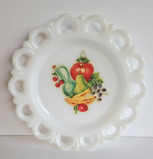 ANCHOR HOCKING Vintage Milk Glass Fruit Lattice Plate ~ 8 