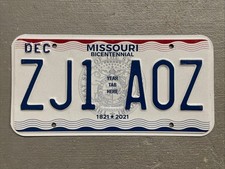 MISSOURI LICENSE PLATE BICENTENNIAL RED/WHITE/BLUE RANDOM LETTERS/NUMBERS NICE picture