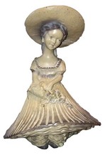 Vintage nice 1975 Universal Statuary Southern Bell sculpture Figurine ￼12” picture