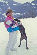 Princess Stephanie von Hohenzollern, dog Ero, winter holiday - 1985 Old Photo 3 picture