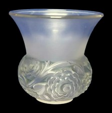Vintage Rene Lalique Renoncules Opalescent France 6” Flower Vase picture