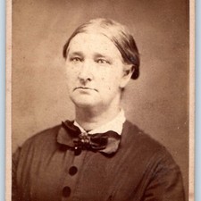 c1870s Davenport, IA CDV Photo Woman Portrait G. Dahms Photographer Iowa 4