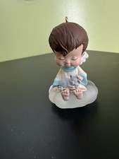 Hallmark Keepsake 2004 Mary's Angel Sweet Pea Kitten Repaint Ornament Exclusive picture