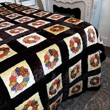 Vintage 70s Velvet Quilt 95 x 114 Dresden Plate Patchwork Square Grannycore Boho picture