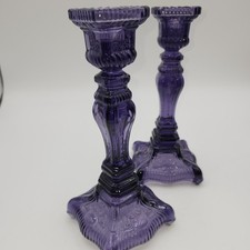 RARE GODINGER GLASS PURPLE AMETHYST YORKTOWN CANDLESTICK 9 1/2