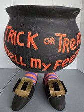 RARE 2005 Retired Dept 56 Jumbo Witch Cauldron Trick Or Treat Smell My Feet READ picture