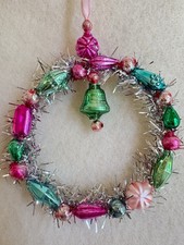 Lovely Vintage 4” Tinsel Christmas Wreath Ornament ~ Mercury Glass Beads (410) picture