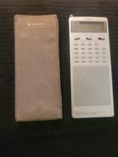 1976 Sanyo Pocket AM/FM Receiver LCD Digital Clock/Calculator. picture