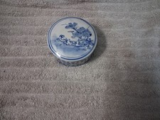 vintage round trinket box picture