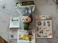 Popmart Labubu Zimomo United Kingdom Exclusive, Harrods London, Very Rare 1/100 picture