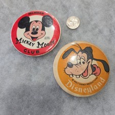 Vtg Pair of Large Mickey and Goofy Disneyland Pins picture