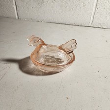 Miniature Pink Vintage Hen On Nest Glass picture