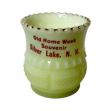 SILVER LAKE NH NEW HAMPSHIRE Uranium Custard Souvenir ANTIQUE Glass TRINKET CUP picture
