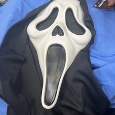 Scream 6 Subway Scene Ghostface Mask picture
