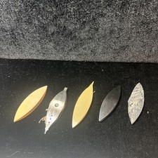 5 Vintage Sewing Tatting Shuttles picture