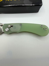 Kubey KU504C D2 drop point plain edge manual liner lock G10 jade clip picture