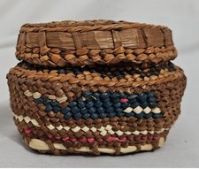 HOH TRIBE CEDAR BARK BASKET w/ LID - WHALES & DUCKS - WALTER WARD - 4 X 3 picture
