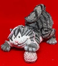 Vintge Russ Berrie Cat Kitten Tabby Playing with Ball of Yarn Figurine picture