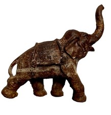 Ant Benson’s Wild Animal Farm Nashua New Hampshire Cast Iron Elephant Souvenir picture