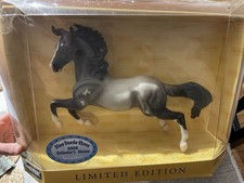 Breyer Limited Edition No. 1266 Blue Suede Shoes 2006 Collectors’ Choice Horse picture