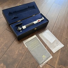 MASTER REPLICAS Obi-Wan Kenobi Lightsaber ATTACK OF THE CLONES Official Prop picture