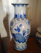 Chinese Blue & White Porcelain Vase Floral Bird Design Ownership History N/A picture