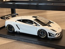 AUTOart Lamborghini Gallardo GT3 FL2 White 1:18 Diecast Model Car picture