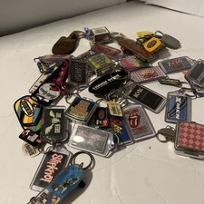 vintage lot collectable keychains picture