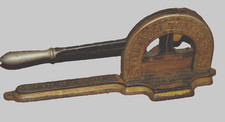 Antique JOHN FINZER & BROTHERS TOBACCO CUTTER – Louisville Cast Iron, Original picture
