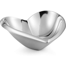 Nambe heart Shaped Mini 4.5” Silver Bowl G14138 picture