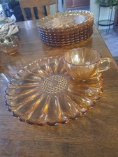 Vintage Hazel-Atlas Amber  Granada Gold  Daisy Pattern Tea/Snack Set picture