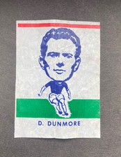 RARE 1962/63 WEBCOSA FOOTBALLERS D DUNMORE LEYTON ORIENT picture