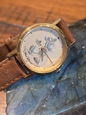 Vintage Lorus by Seiko Disney Mickey Mouse Watch Gold Dial Working Womens picture