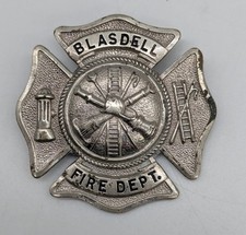Vtg Blasdell NY Fire Department Obsolete Badge Pin picture