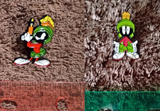 MARVIN THE MARTIAN PIN metal enamel set lot lapel bunny tunes SAVE 30% ON 2 PINS picture