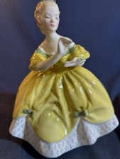Vintage Royal Doulton The Last Waltz Figurene HN2315 Excellent Condition  picture