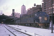 B&O 1452 (E8A) w The Capitol Limited, Grand Central, Chicago 1967 8.5 x 11 Photo picture