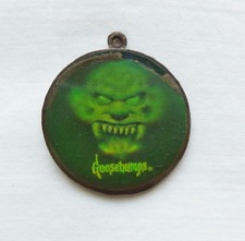 PENDANDT KEYCHAIN COLLECTIBLE VINTAGE GOOSEBUMPS 3D HOLOGRAM HAUNTED MASK picture