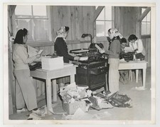 Japanese Internment 1942 Manzanar Free Press Owens Valley Type 1 Photo J15244 picture